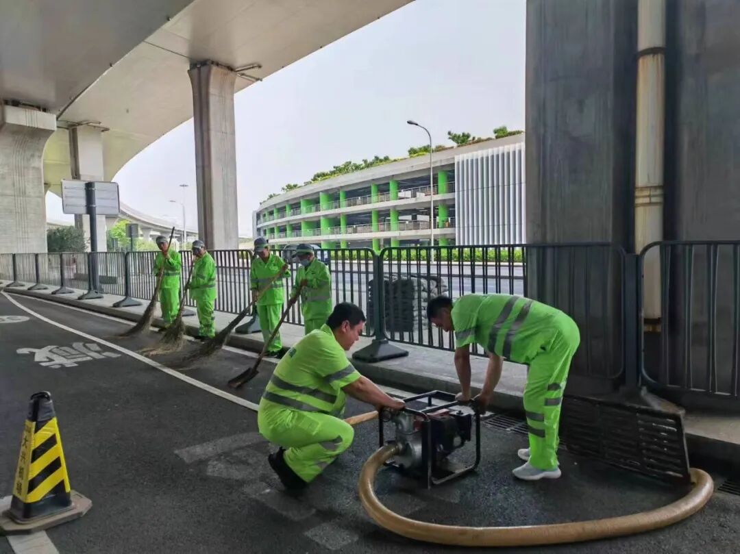 防汛进行时 北京市重点站区全力应对强降雨天气
