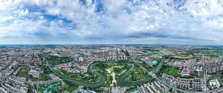 这是2026年6月5日拍摄的沧州市区，大运河穿城而过（无人机合成照片）。
